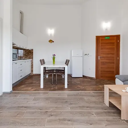 Apartamento David S Bazenom Podusje