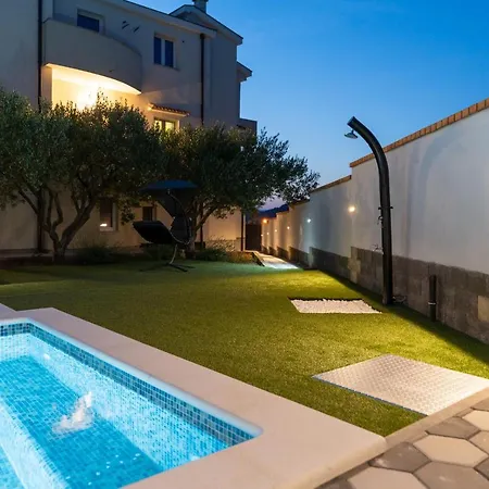 David S Bazenom Apartamento *