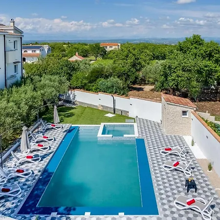 Διαμέρισμα David S Bazenom