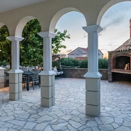 Διαμέρισμα David S Bazenom