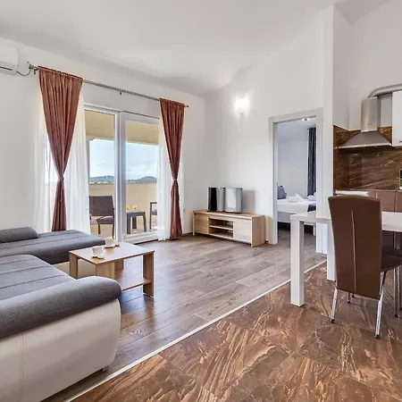 David S Bazenom Podusje