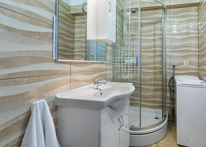 Apartament David S Bazenom I Jakuzijem Podusje